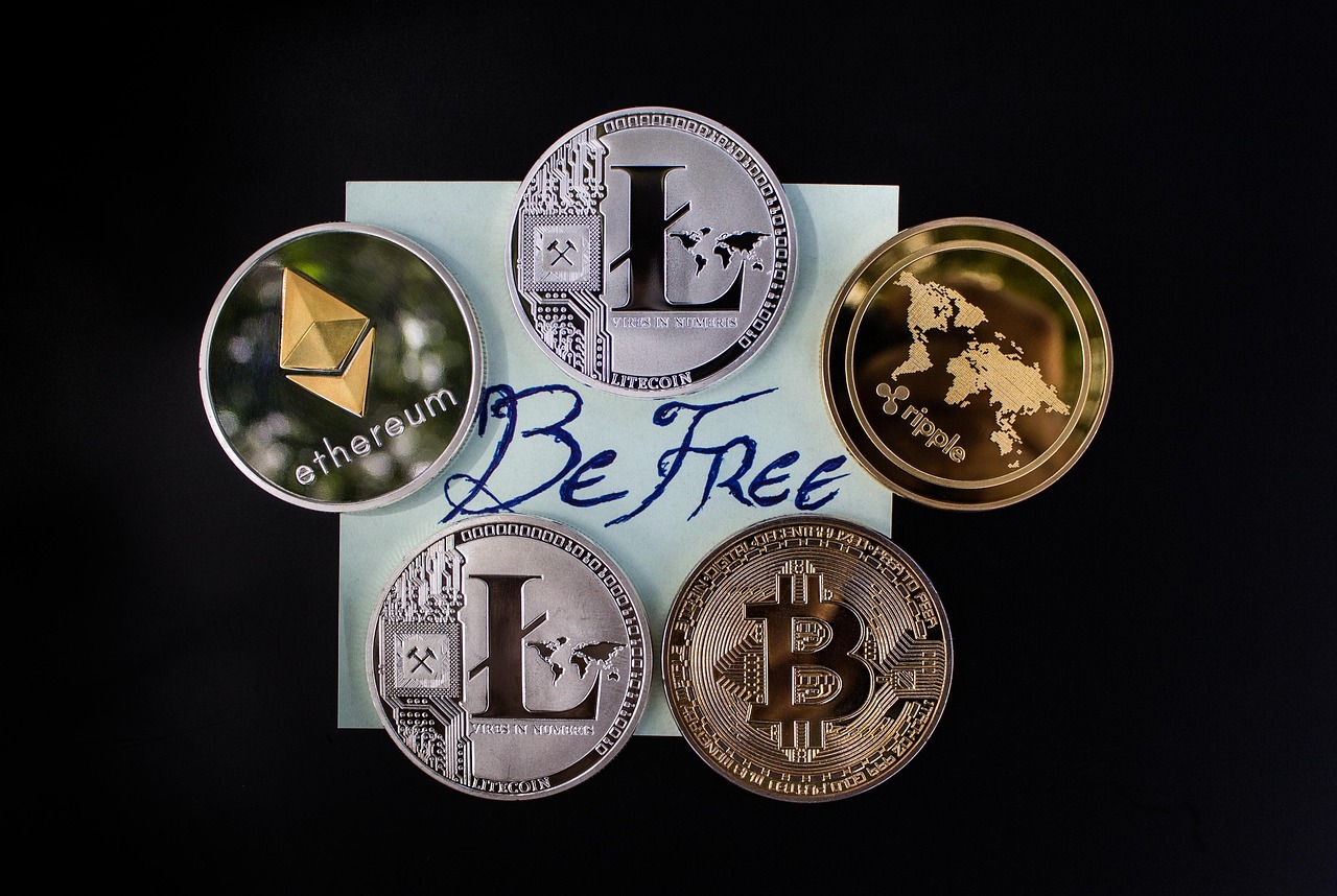 余弦：Hyperliquid上50倍杠杆巨鲸再以452万USDC做多ETH！爆仓价1391美元