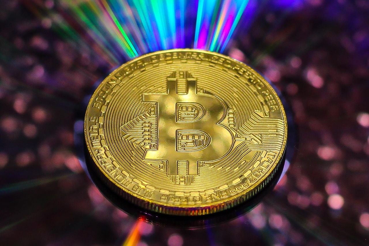 比特币减半满周年、涨逾三成！机构进场加速牛市